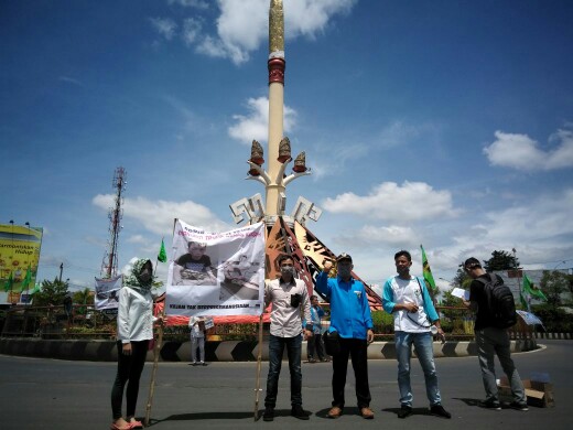 KNPI Lampura Galang Solidaritas Tewasnya Sopir Tokoh Penting
