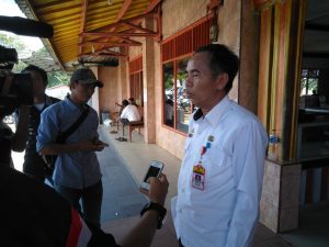 Kepala DPMPD Lampura Melawan Mutasi
