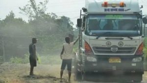 Sopir Truk Mengadu ke Presiden, Cap Pungli Nempel di Kendaraan