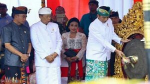 Presiden Jokowi Hadiri Pawai Pesta Kesenian Bali ke-40 Tahun 2018