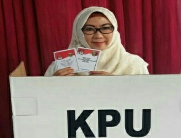 Dewi Himbau Simpatisan dan Relawan Ikuti Proses Pilkada Secara Tertib
