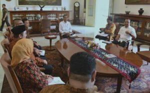 Bawaslu RI Lapor Presiden Jokowi  di Istana Bogor