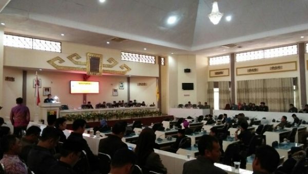 DPRD Tanggamus Paripurna Perubahan Susunan SPD