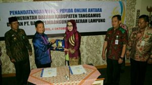 Bupati Dewi Handayani dan Dirut Bank Lampung Tandatangani Kerjasama