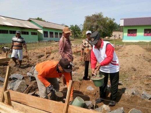 Kampung Sumber Sari Tulangbawang  Bangun Kantor Baru