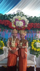 Album Citizen: Pernikahan Tetra Jumif Januarius dengan Erna Metaria