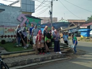 Jumat Bersih di Kelurahan Tanjung Harapan Kotabumi
