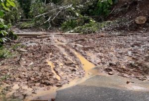 Lagi, Banjir dan Longsor Melanda Kelumbayan Tanggamus