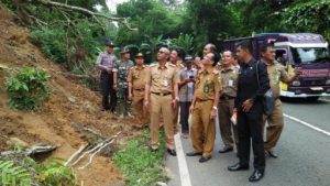 PJ. Sekda Tanggamus Hadiri Musyawarah Rencana Pembangunan Jalan Alternatif