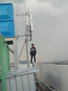 Remaja Pria Tewas Bunuh Diri dari Atap Gedung Transmart