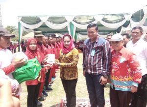 Bupati Tulangbawang Winarti Launching Program Siltap Non Tunai