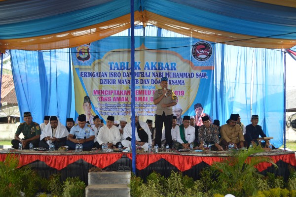 Ratusan Umat Islam Peringati Isra’ Mi’raj di Polres Tulangbawang