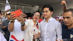 Santainya Anak Presiden, Menang atau Kalah, Kaesang Tetap Jualan Pisang