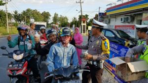 Satlantas Polres Tulangbawang Peduli Terhadap Pengendara
