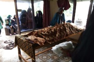 Seorang Ibu Buruh Penanam Padi Tewas Disambar Petir di Sawah