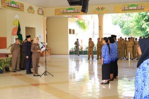 Bupati Tulang Bawang Winarti Pimpin Pengambilan Sumpah PNS