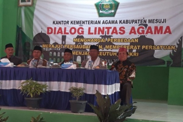 TNI-POLRI dan Masyarakat Harus Rukun Demi Menjaga Kedaulatan Rakyat