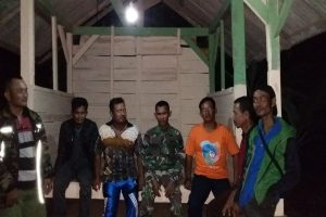 Babinsa  Muara Tenang Mesuji Setiap Malam Patroli Pos Ronda