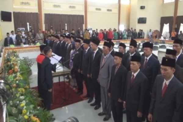 45 Anggota DPRD Tanggamus Periode 2019-2024 Resmi Di Lantik
