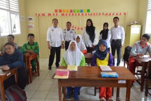 Wabup Tanggamus AM Syafi’i Kunjungi SLB Kota Agung