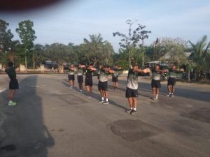 Kodim 0426 Tulangbawang Tingkatkan Etos Kerja dengan  Olahraga