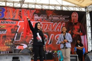 Bupati Tulangbawang Winarti Dukung “BMW Music Festival 2019”