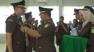 Kepala Kejari Tanggamus David P Duarsa Lantik Kacab Kejaksaan Talangpadang
