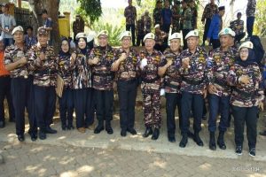 PD FKPPI VIII Lampung Tabur Bunga di Makam Pahlawan Radin Inten II