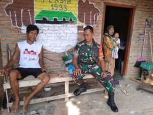 Kehadiran Babinsa Koramil 426-02/Menggala Membawa Kesejukan di Hati Masyarakat