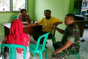 Babinsa Koramil 426-02/Menggala Tingkatkan Kemanunggalan TNI-Rakyat
