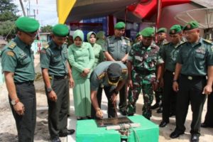 Kunjungan kerja Dandim 0426 Tuba Letkol Inf Kohir Bersama Ketua Persit ke Koramil 426-03/Rawajitu