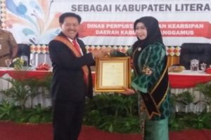 Dewi Handajani Dikukuhkan sebagai Bunda Literasi Tanggamus​