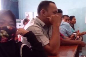 Tagihan Membengkak, Puluhan Pelanggan Geruduk Kantor PLN Unit 2 Tulang Bawang