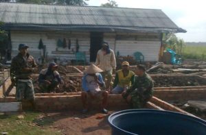 Babinsa Koramil 426-01/Mesuji Merajut Silahturahmi Warga Desa Pangkal Mas Jaya