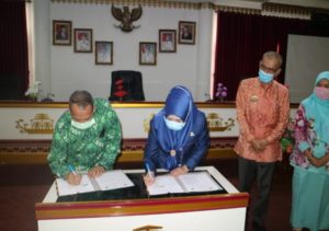 Bupati Dewi Handajani Tanda Tangani MoU antara Pemerintah Kabupaten Tanggamus dan Universitas Malahayati Lampung