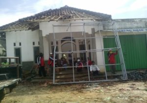 Puting Beliung Porakporandakan Ratusan Rumah di Tulangbawang
