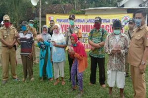 BLT-DD Gunung Agung Tulangawang Barat Dibagikan Berpariasi Antara 600 Ribu dan 200 Ribu