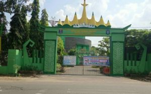 Sepeda Motor Milik Guru SMP Negeri 1 Metro Raib di Halaman Parkir
