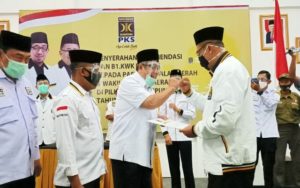 Serahkan Form B1.KWK, PKS Instruksikan Kemenangan Tony-Antoni di Pilkada Lampung Selatan