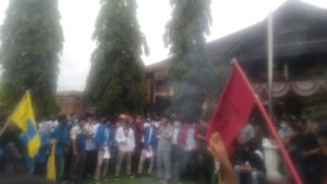 Demo Omnibus Law, Ribuan Mahasiswa Lampung Utara Datangi Pemkab dan DPRD
