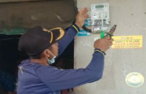 Listrik PLN Mulai Menyala di 19 Rumah Warga Karya Cita Abadi Tulang Bawang
