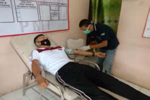 Peduli Sesama, 5 Personel Polres Tulang Bawang Donorkan Darah