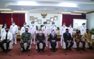 Bupati Tanggamus Melantik dan Mengambil Sumpah 220 Kepala Pekon