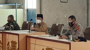 Bupati Lampura Pimpin Rakor Pencegahan Covid 19 Selama Ramadhan dan Idul Fitri 1442 H