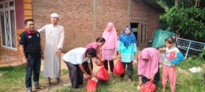 Komunitas Jumat Berbagi Lampung Utara Baksos ke Dhuafa dan Anak Yatim