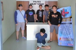 Melawan Saat Ditangkap Buronan di Dor Tekab 308 Polres Tulang Bawang