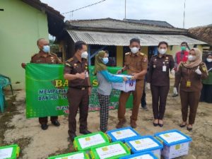 Kejaksaan Negeri Lampung Utara Gelar Bhakti Sosial