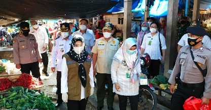 Bupati Tanggamus bersama Forkopimda Operasi Yustisi Razia Prokes