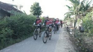 Kodim 0426/Tuba Bhakti Sosial Bersama Komunitas Tuba Bike Sport
