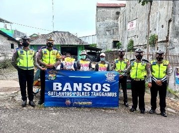 Satlantas Polres Tanggamus Gelar Baksos